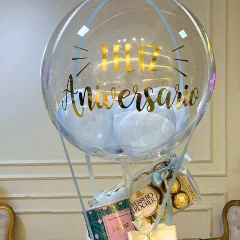 Bubble box com chocolate e biscoito - Ballon Box média personalizada com 12 Ferrero Rocher em caixa acrílica e biscoito Ba...