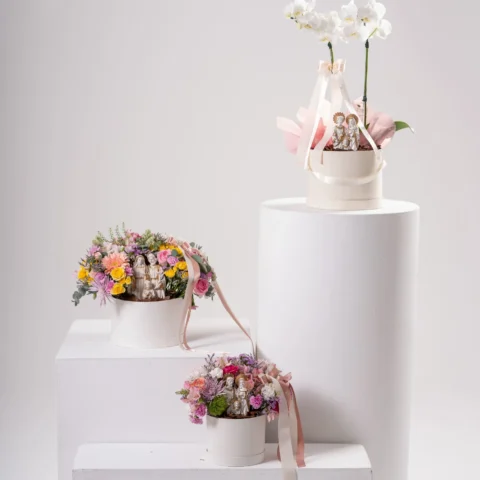 Vista alternativa do Arranjo Floral Luz Divina - Allure Boutique Goiânia