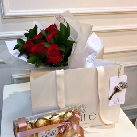 Buquê 6 rosas vermelhas e Ferrero Rocher 12 un