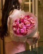 Buquê Euforia com 20 rosas - Buquê Euforia com 20 rosas e astromélias