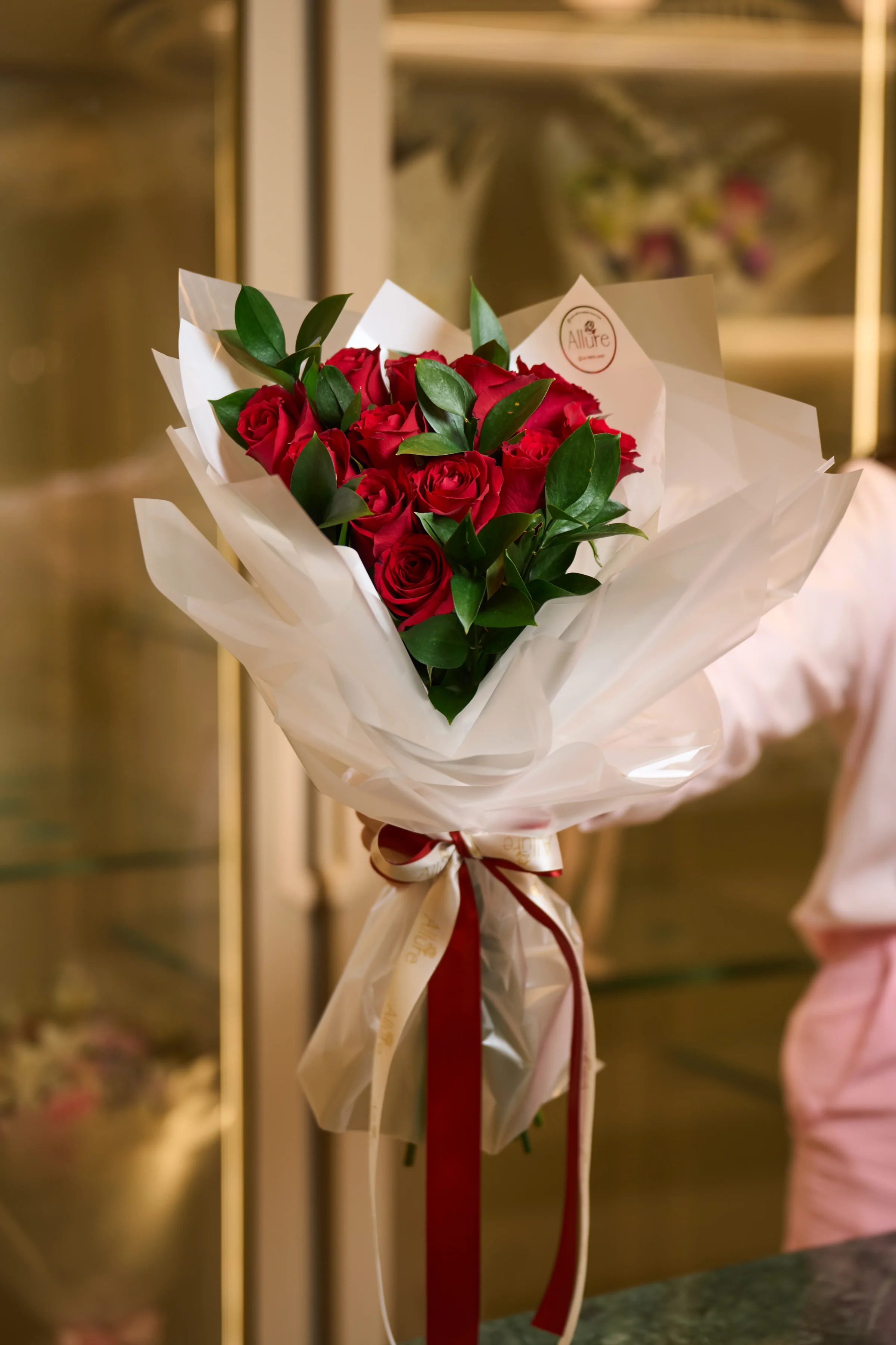 Buquê de 12 Rosas Vermelhas - Buquê com 12 rosas vermelhas