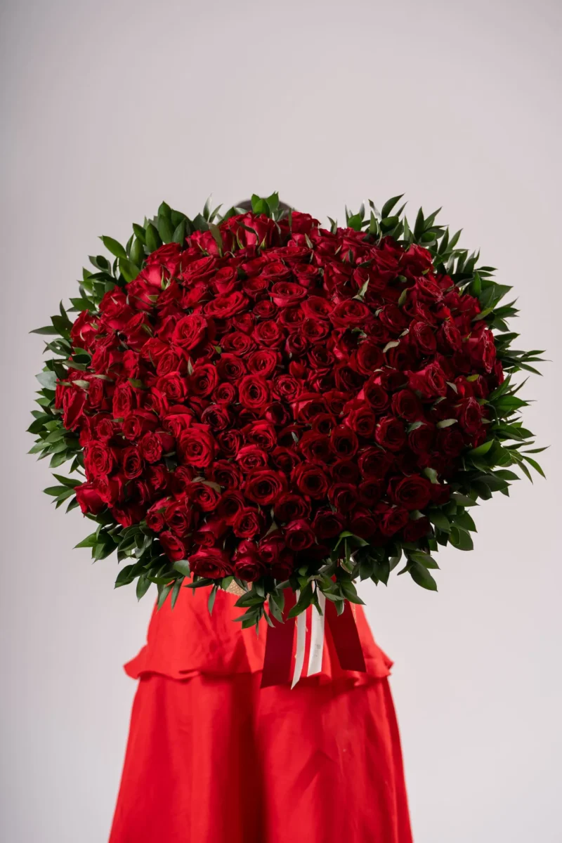 Detalhe do Buquê Supreme com 200 rosas vermelhas - Allure Floricultura Boutique